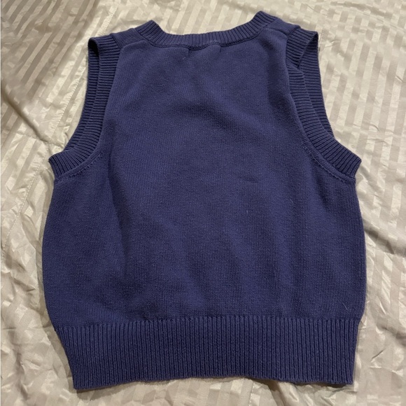 Navy blue vest - Picture 2 of 4